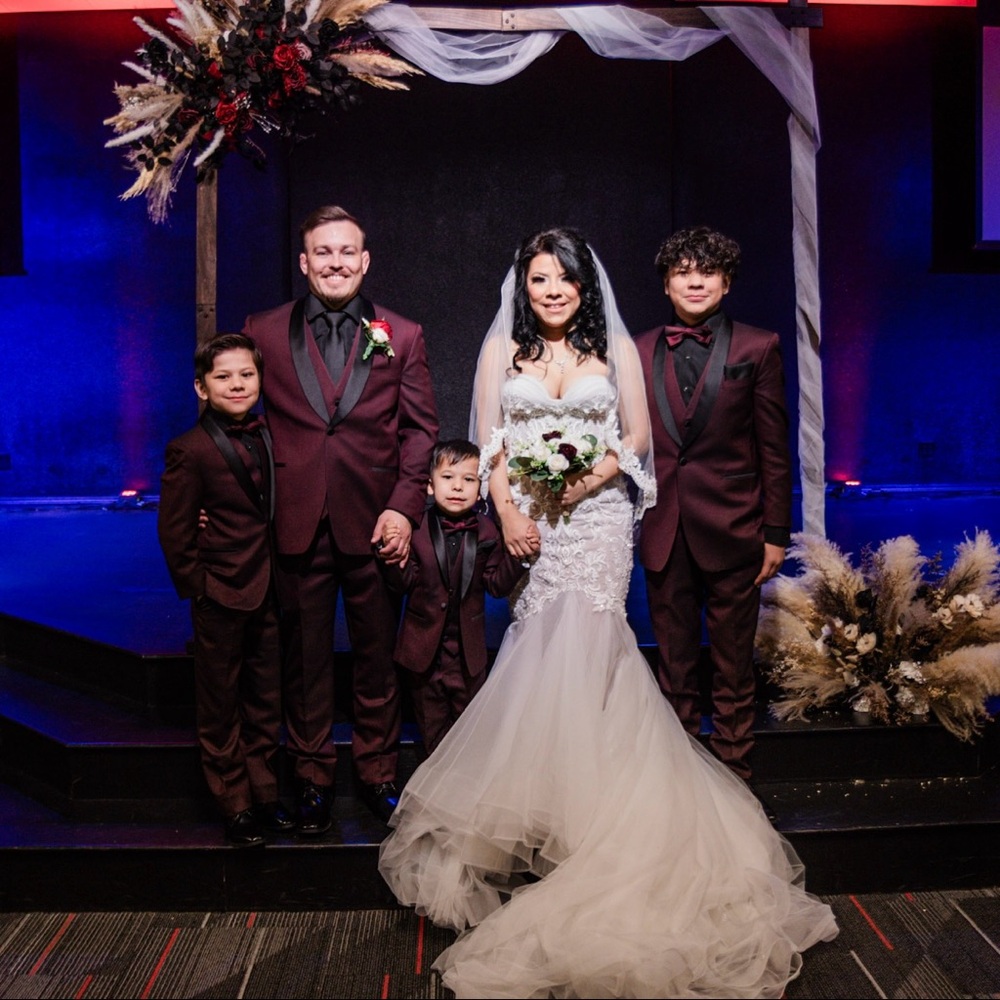 I'm LIVE!! Unlisted Items and LV Damier GIVE AWAY  *PLEASE LIKE and SHARE - Picture 2 of 16